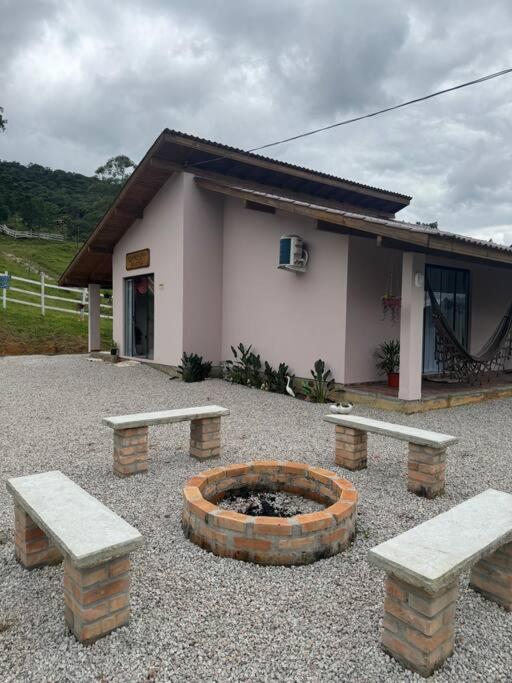 Cabana Recanto Do Arruda Para Casal Em Águas Mornas Kültér fotó